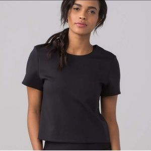 Lululemon Size 8 Crop Top